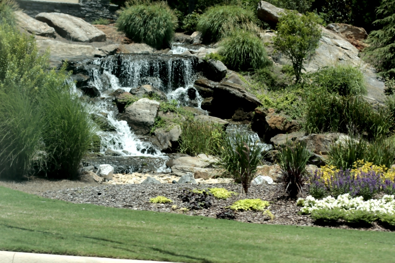 paysagiste-COURMES-min_small-garden-waterfall-rocks-natural-landscape-nature-1593483-pxhere.com